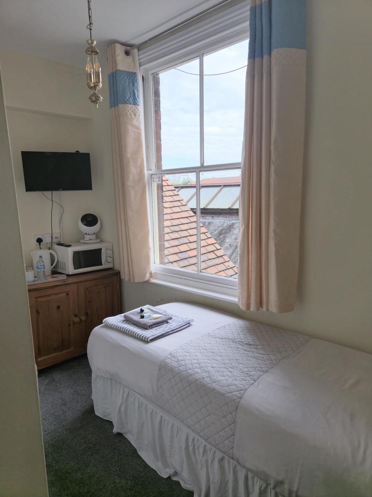Stourport Baldwin House酒店 外观 照片